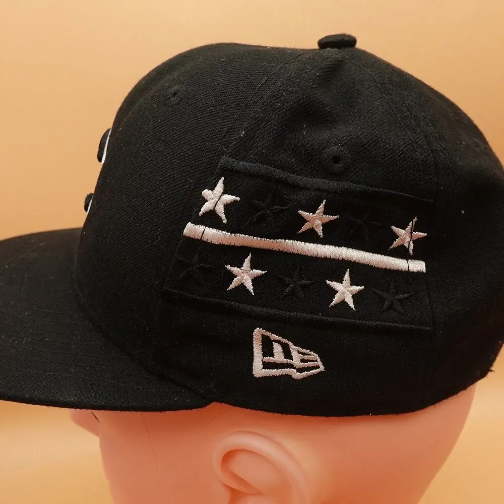 Chicago Cubs Hat Cap Snap Back Black White Stars MLB Baseball New Era Mens